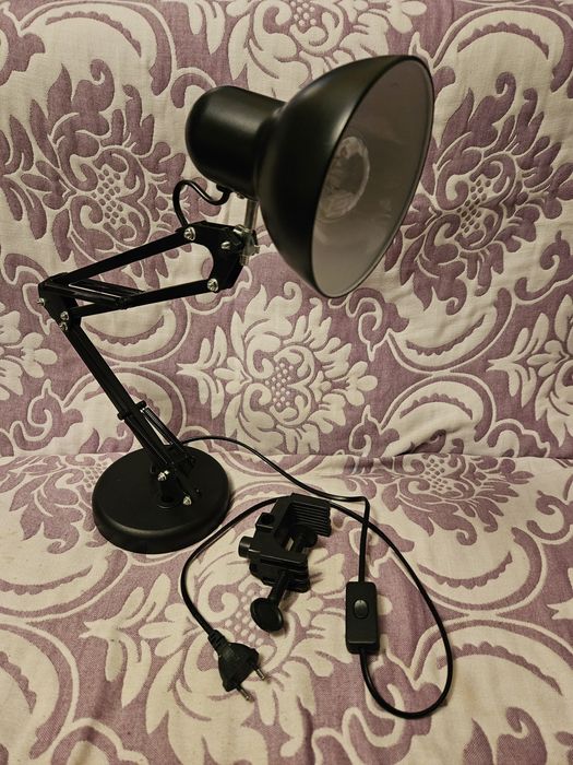 Лампа настольная рабочия