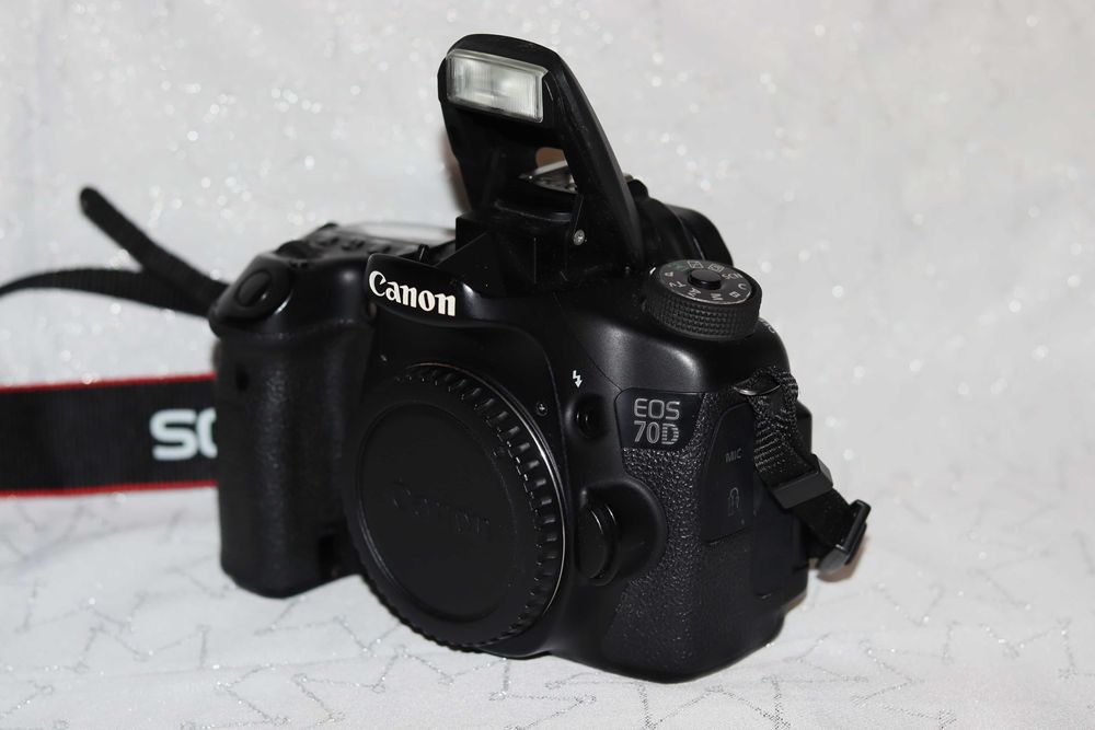 Aparat foto  Canon  dslr 70 D cadre 12000