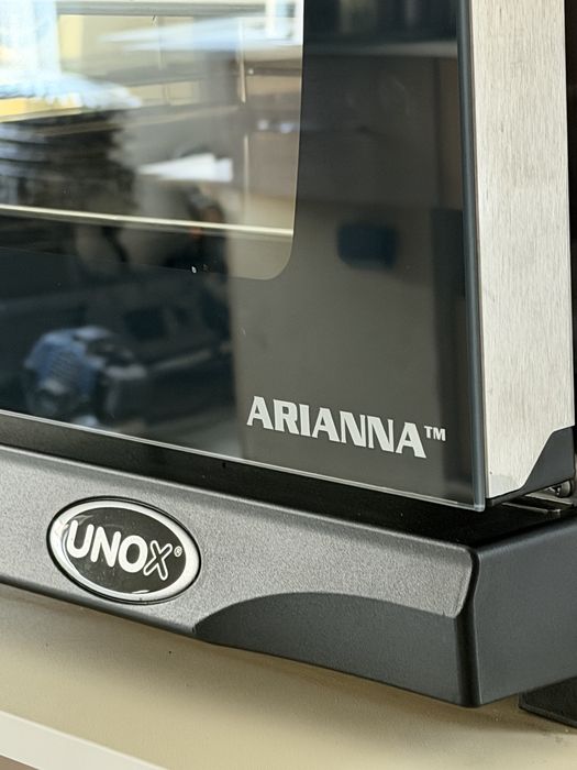 Настольная электропечь UNOX Arianna XFT 133 серый