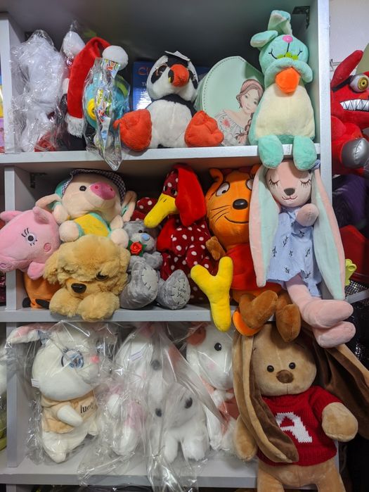 Игрушки мягкие разные