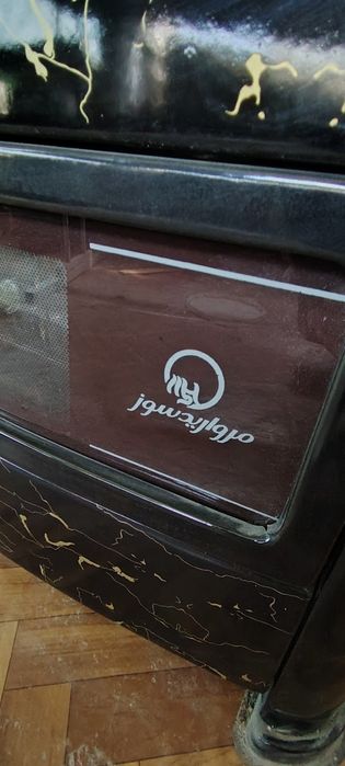 Продам печку 35000 новый