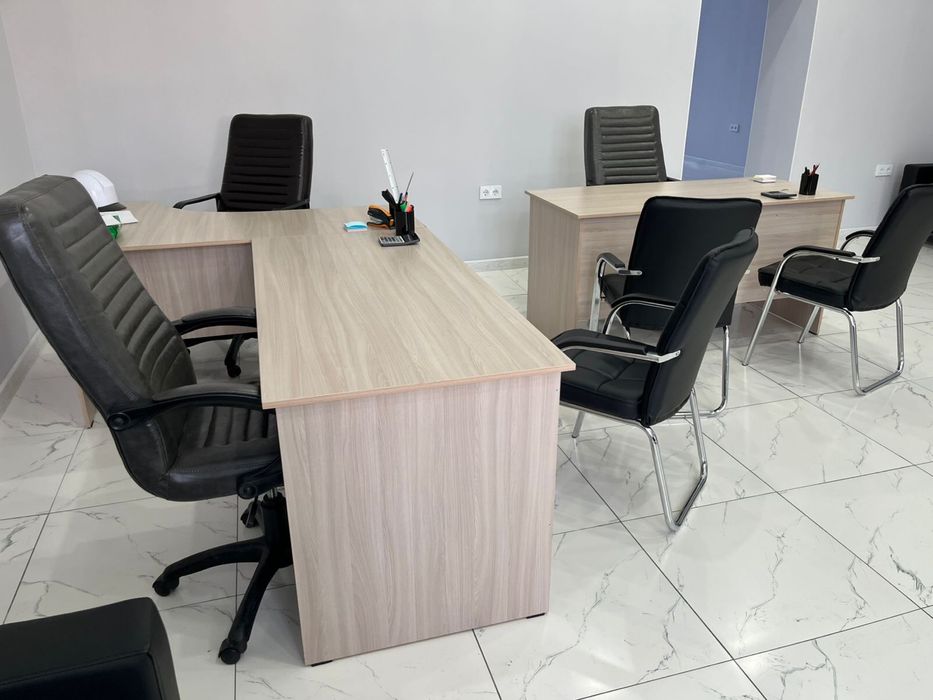 Продам офисную мебель