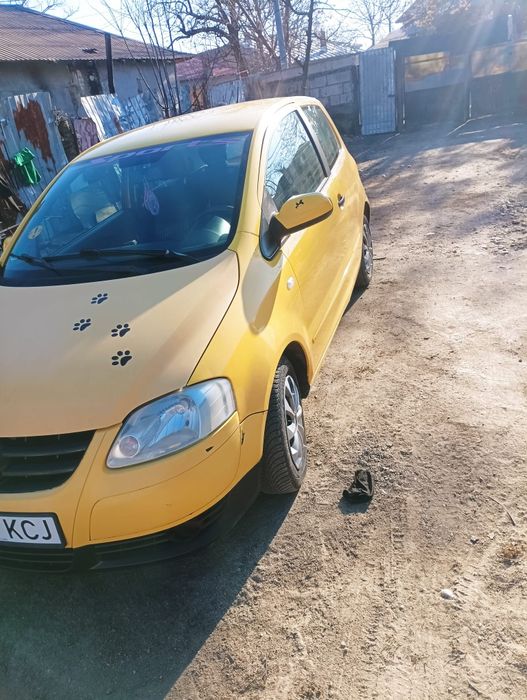 Vând Volkswagen Fox an 2011