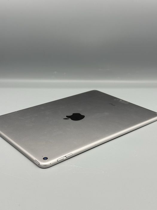 iPad Air 2 (2014) | 64 GB | 2 GB RAM | MDM | Space Grey