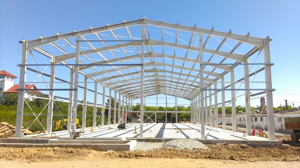 Vand  Hale metalica 10x40x4m