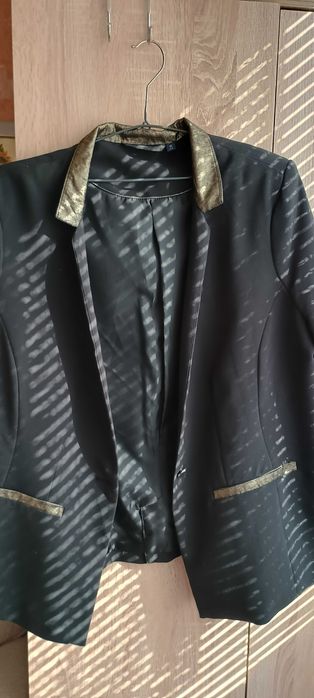 Официално черно дамско сако KIABI, размер 46