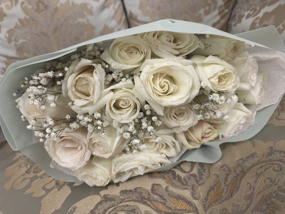 Цветы свежие, сегодняшние