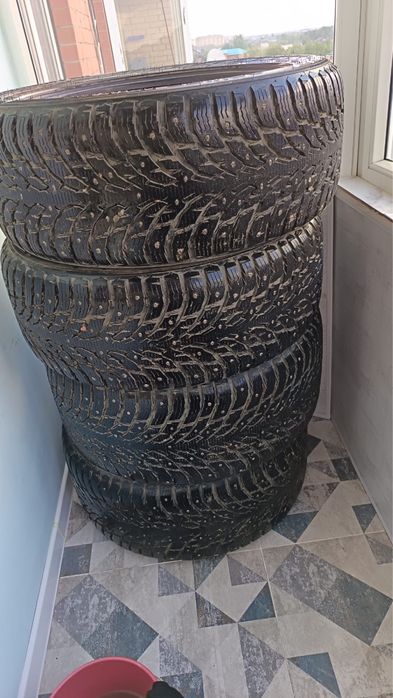 Продам шины зимние