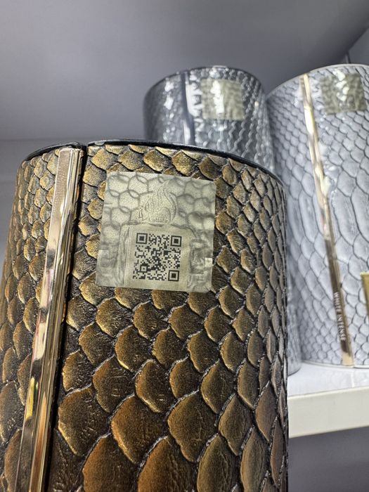 Lattafa Musammam Black White Intense