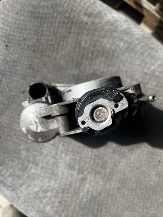 Продаеться дроссель м111 2.0