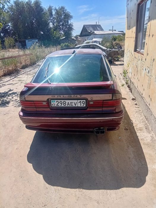 Продам машину Митсубиси галант