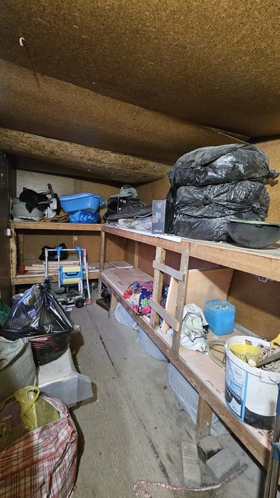 Контейнер 40 тоник утеплённые внутри общитый