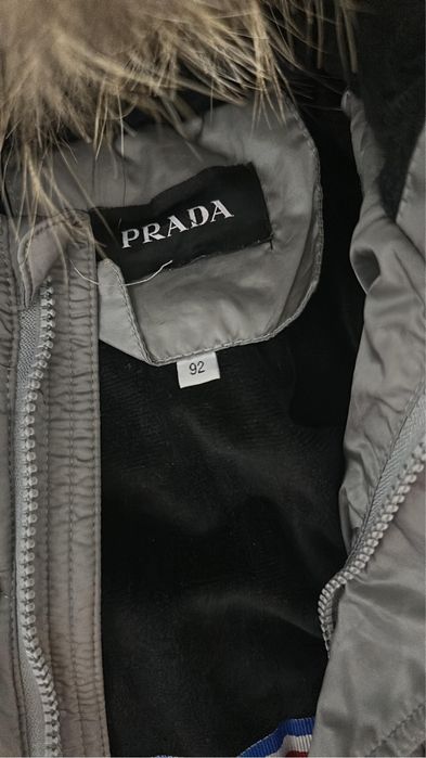 Продам детскую куртку