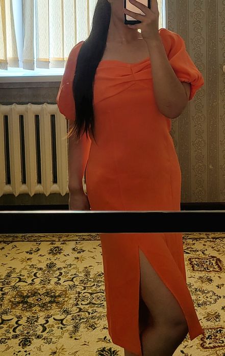 платье оранжевая