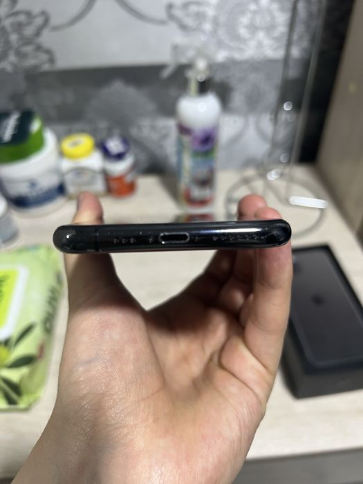 iPhone 11 pro black