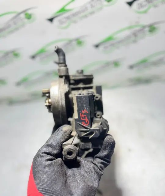 Carburator Volkswagen VW Golf 1996 1.6 MT (75 hp)