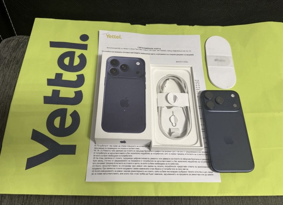 КАТО НОВ 256GB iPhone 17 Pro Yettel Гаранция 2028 Deep Blue