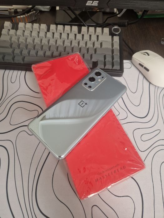 OnePlus 9 pro 256/8
