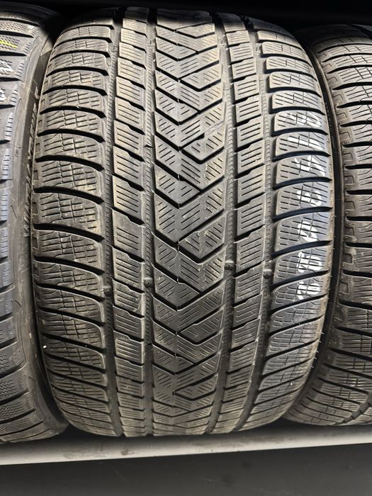 Anvelope 315/30/22 Pirelli