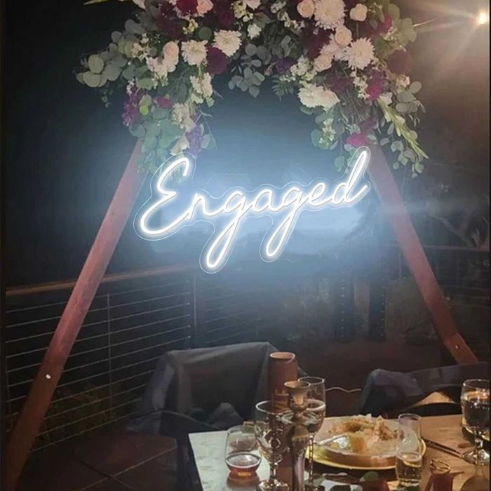 Engaged Декоративен LED неонов знак