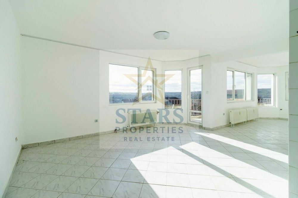 Продава се Къща в с. Орешак, Област Варна - 420 кв.м за 377 €/кв.м - Снимка #21