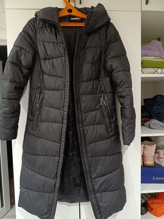 Продам женскую куртку