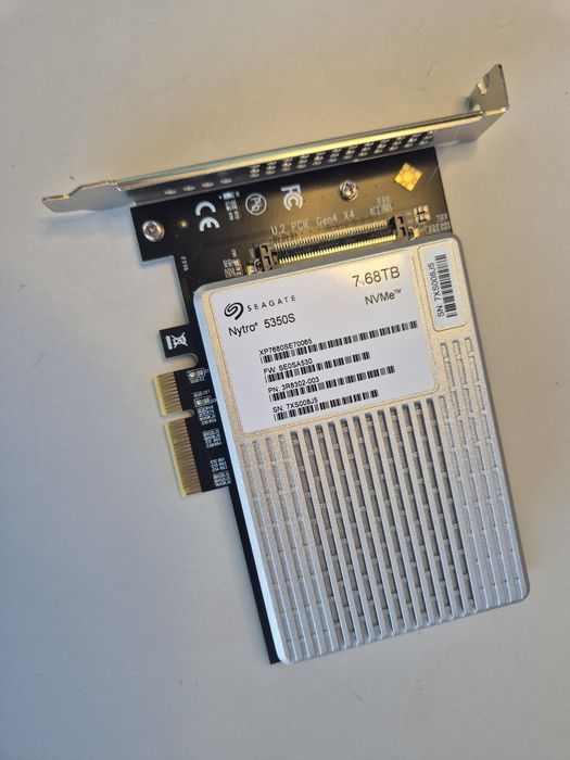 SSD 7.68TB Enterprise nou, U.2 Nvme, PCIe 4.0 x4 merge pe orice PC