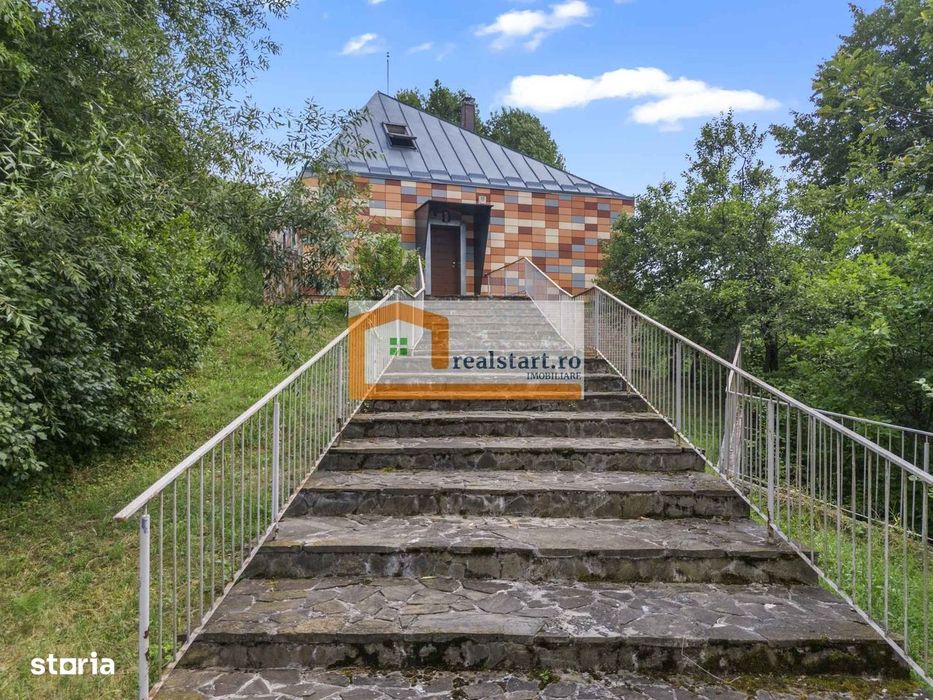 Cornu, Vedere catre Breaza si Padure, Vila D+P+M, 3300mp teren, 4 loc