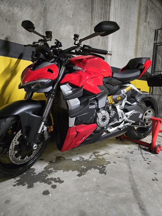 Ducati streetfigter v2 2023 Variante auto