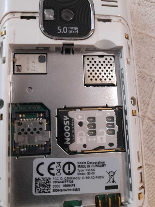 Nokia E5 -00 запазен