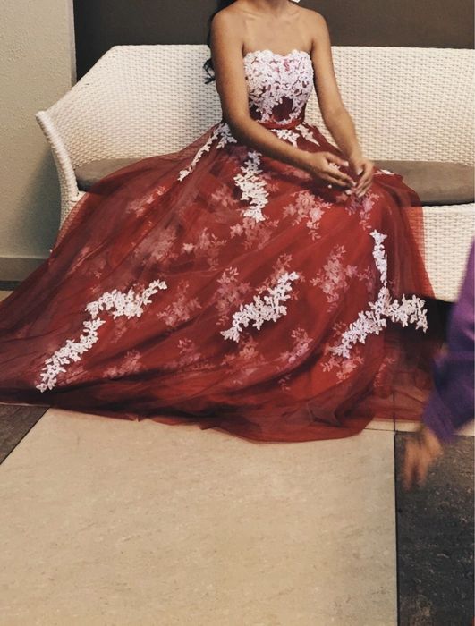 Платье вечернее