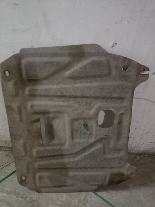 Продам защиту картера Киа Рио 3!
