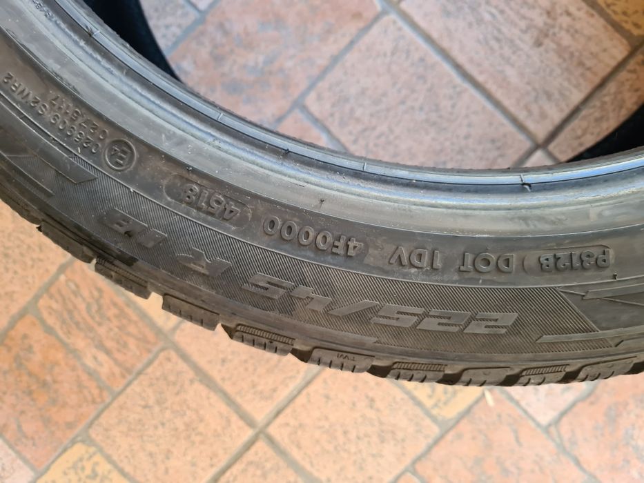 225/45R18 Apollo