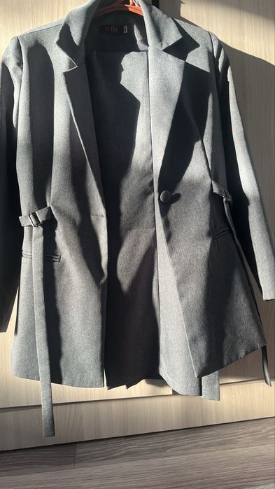 Продам кастюм новый