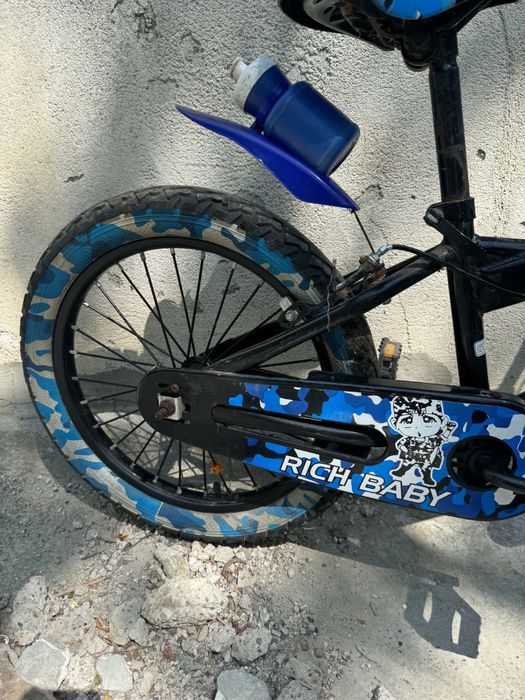 Vindem biciclete