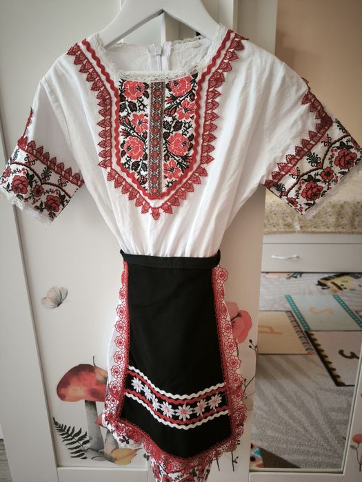 Детска народна носия за момиче