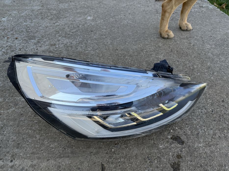 Far Renault Clio 4 full led.