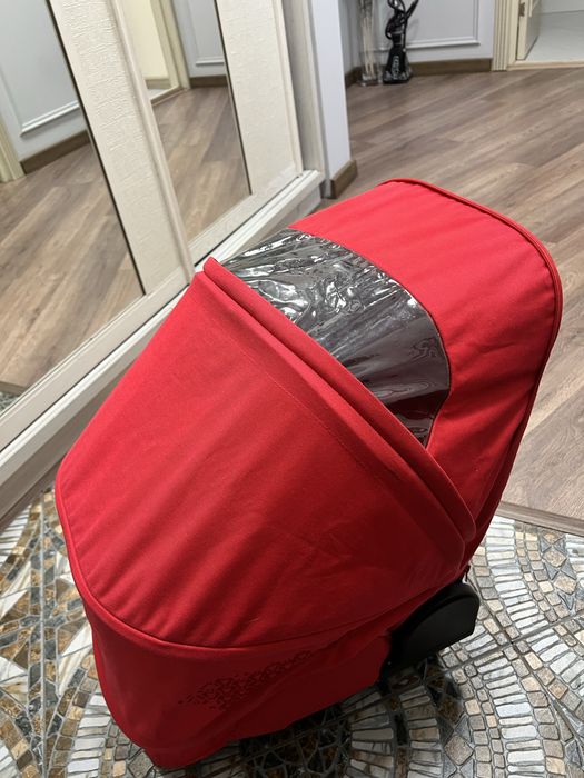 Maxi cosi коляскп