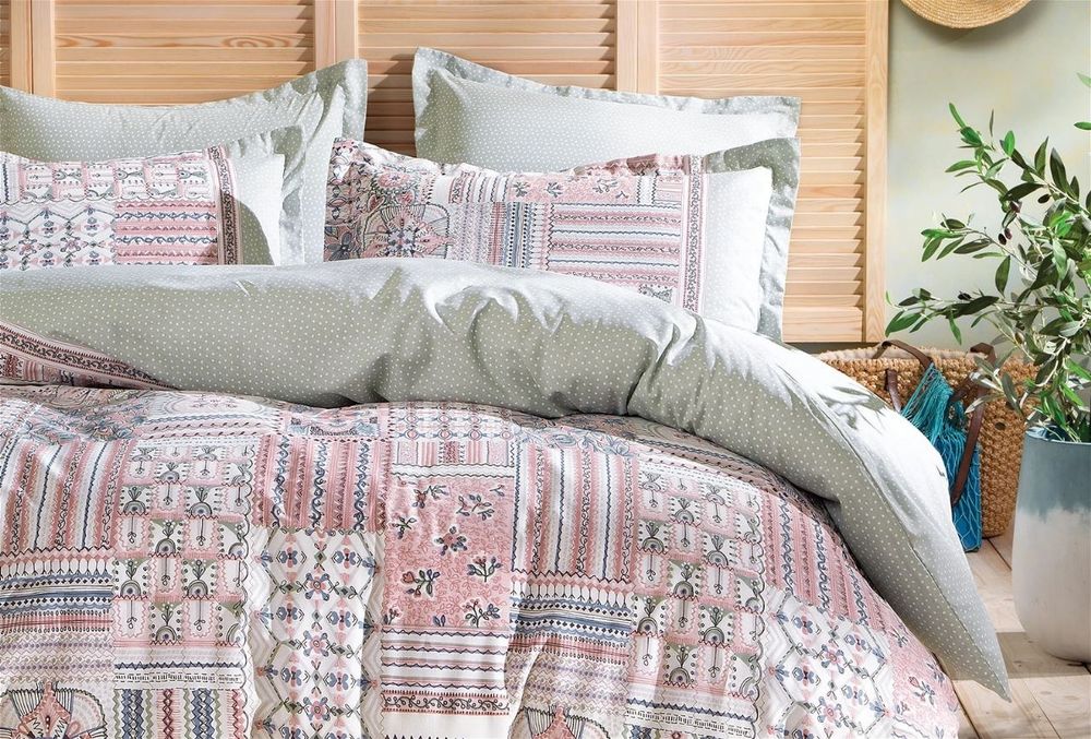 постельное белье и одеяло