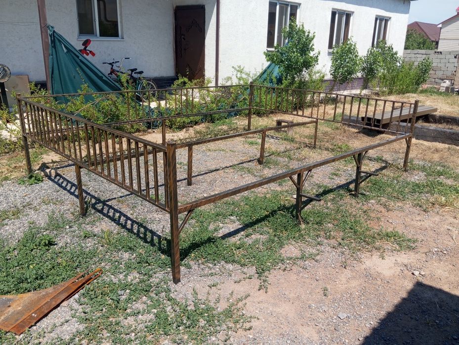 3*4.тапчан сатылат. Агашы жок