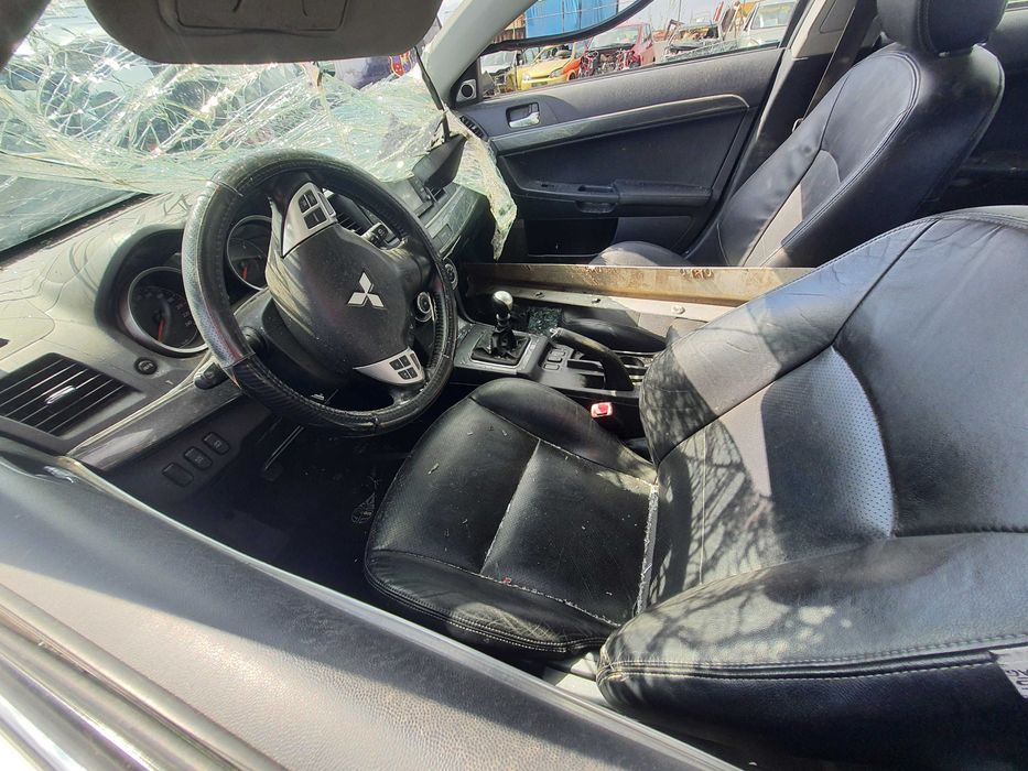 На части! Mitsubishi Lancer 2.0 DI-D