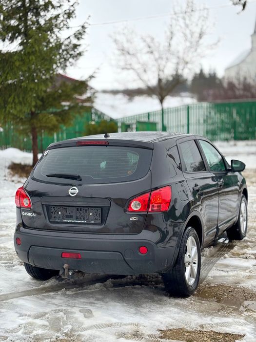 Vǎnd Nissan Qashqai