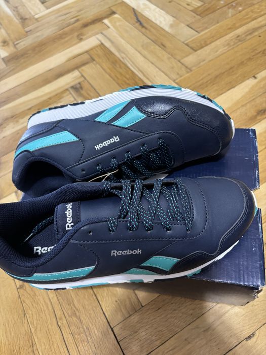 Нови Маратонки Reebok 38,5 номер