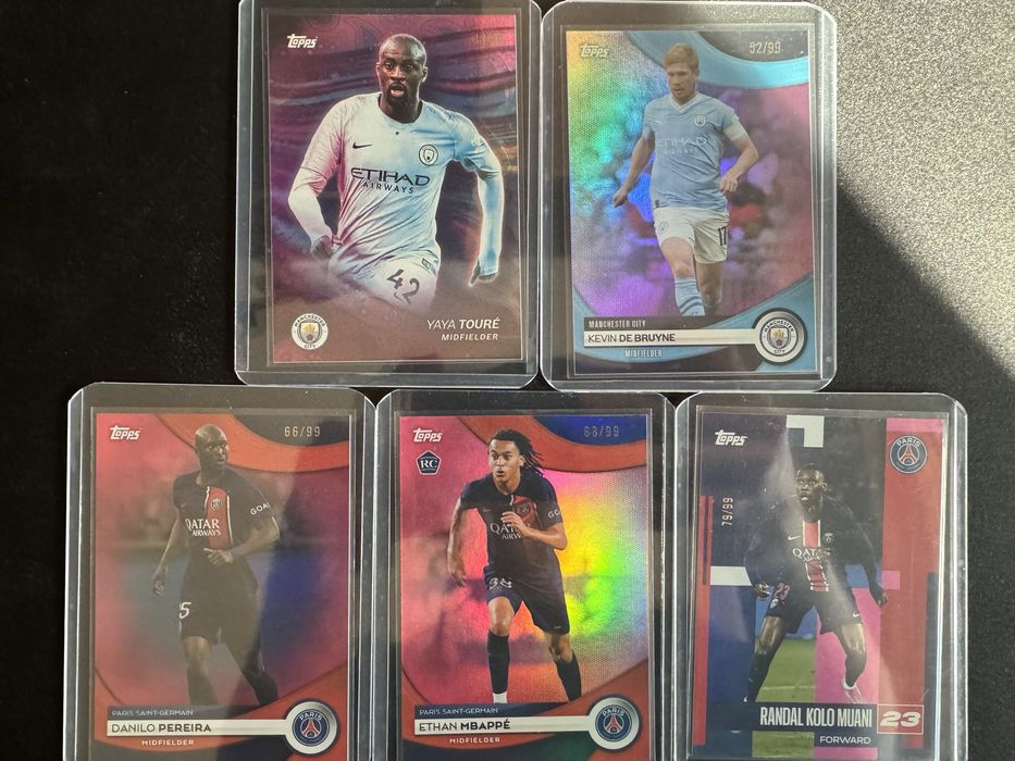 Номерирани футболни карти