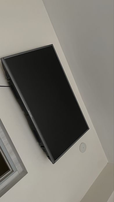 Televizor Shivaki 43 talik