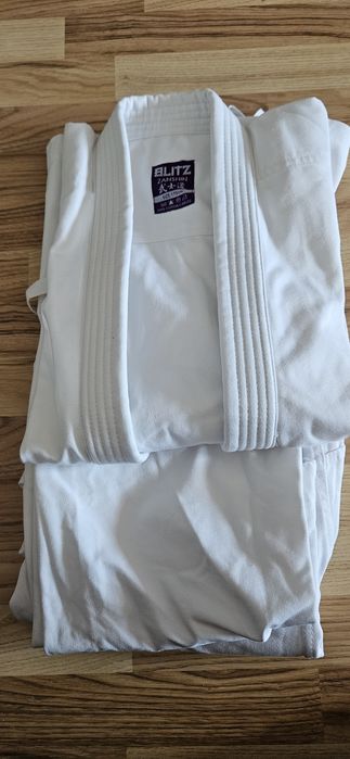 Кимоно карате (Karate Gi(