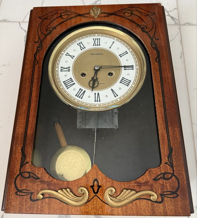 Механические часы "ЯНТАРЬ" маятниковые, с получасовым боем!