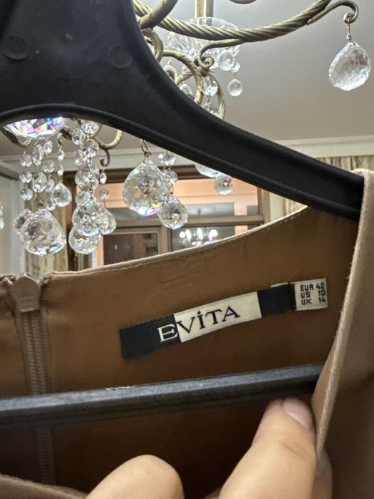 Көйлектер,костюмдер