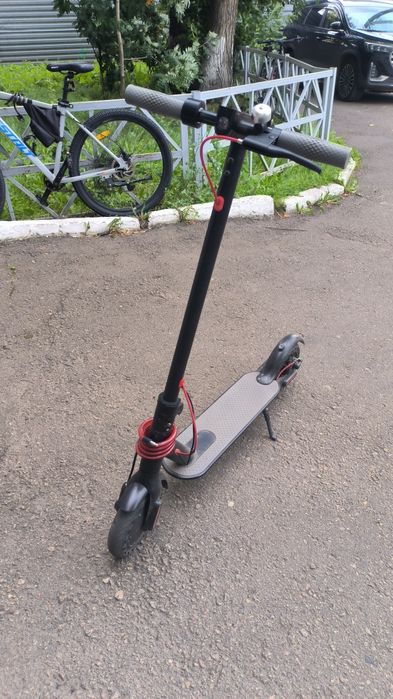 Электросамокат продам
