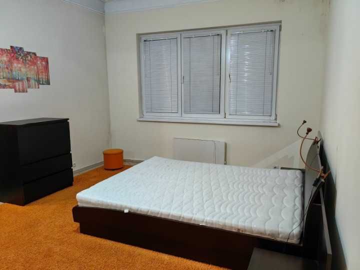 Дава се под наем Тристаен апартамент в София, Център - 80 кв.м за 800 € - Снимка #4